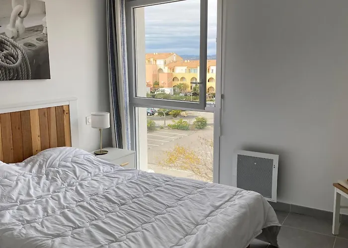 T3 Climatise 6 Pers Avec Terrasse Et Parking A Port - Fr-1-727-21