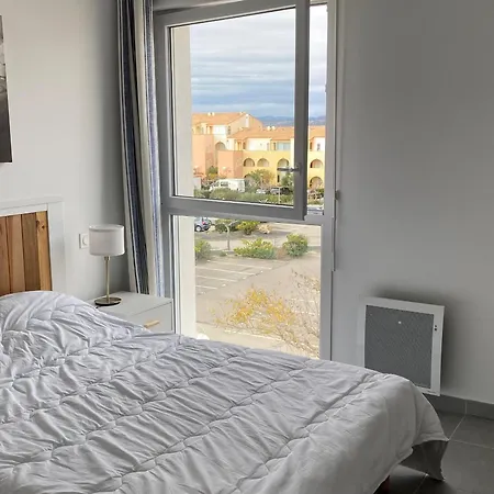 T3 Climatise 6 Pers Avec Terrasse Et Parking A Port - Fr-1-727-21