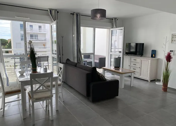 T3 Climatisé 6 Pers Avec Terrasse Et Parking à Port - Fr-1-727-21 Apartamento
